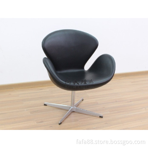 Arne Jacobsen Swan Chair